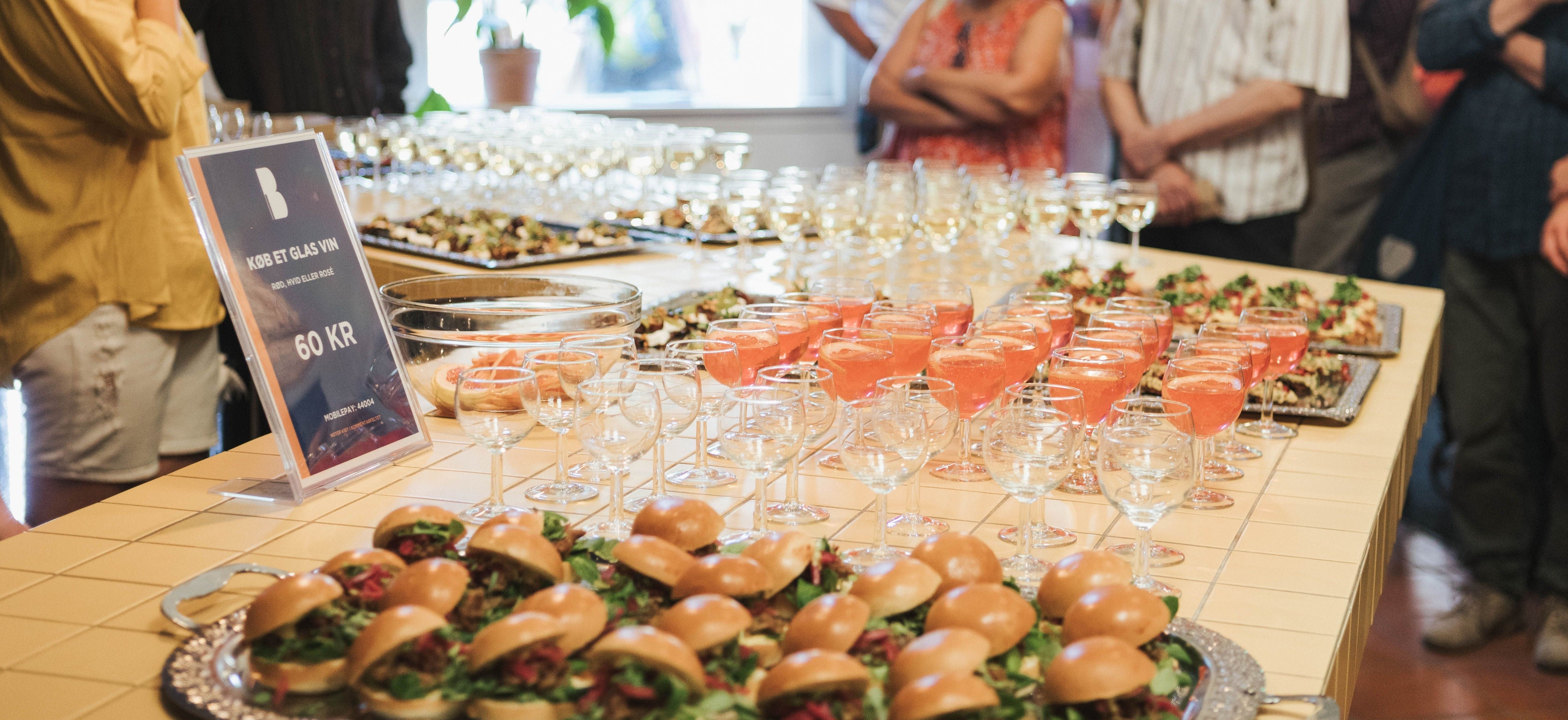 Catering til barnedåb og familiefester – favoritter til veganere og kødspisere